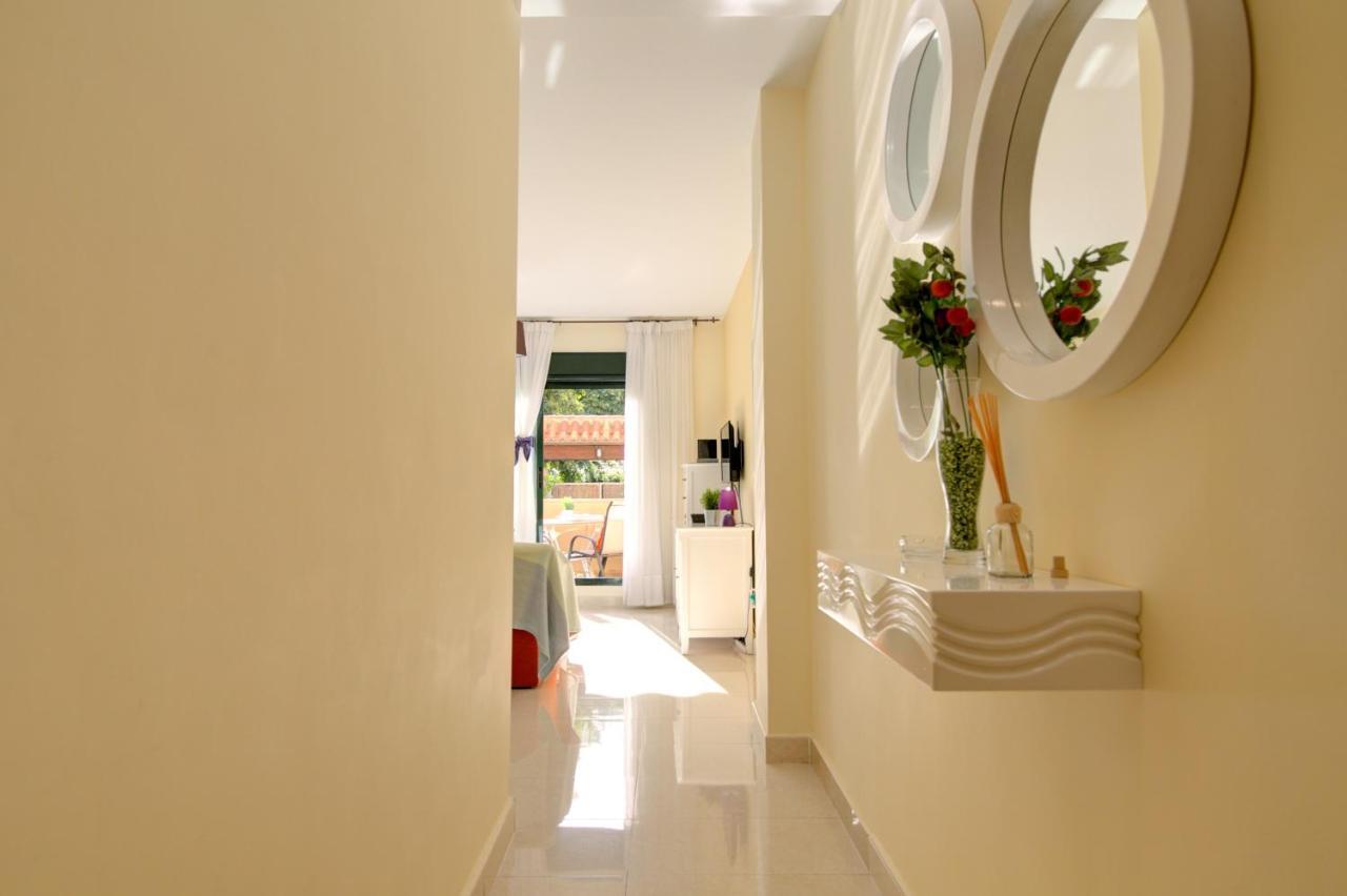 Apartamento Cala Bajo Nerja Exterior photo